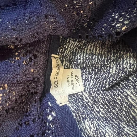 Self-esteem, L hooded shirt/sweater. Knitted lace detail on drop hem, hood,pocke - Picture 6 of 6